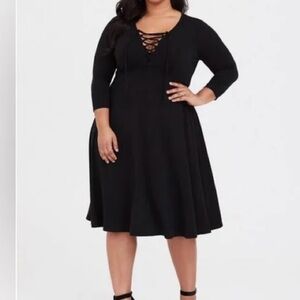 Torrid Midi Jersey Tie-Front Dress Size 2
